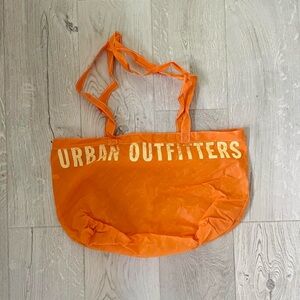 URBAN OUTFITTERS SHOPPING BAG